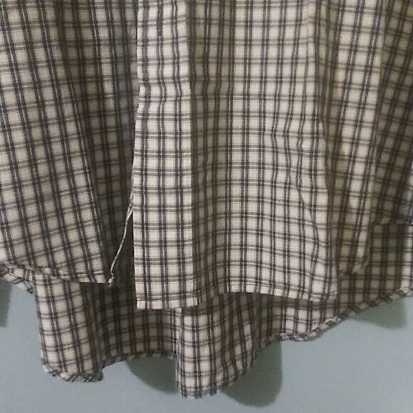 Tommy Hilfiger plaid button down - Picture 5 of 7